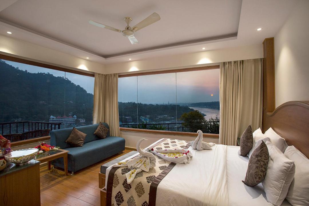 Divine Resort & Spa Rishīkesh Exterior foto